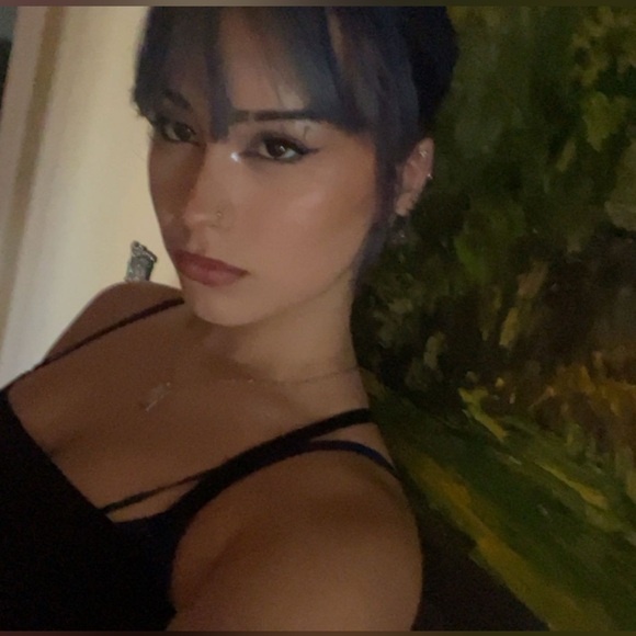 heyyyy, i’m keira! - Picture 3 of 3